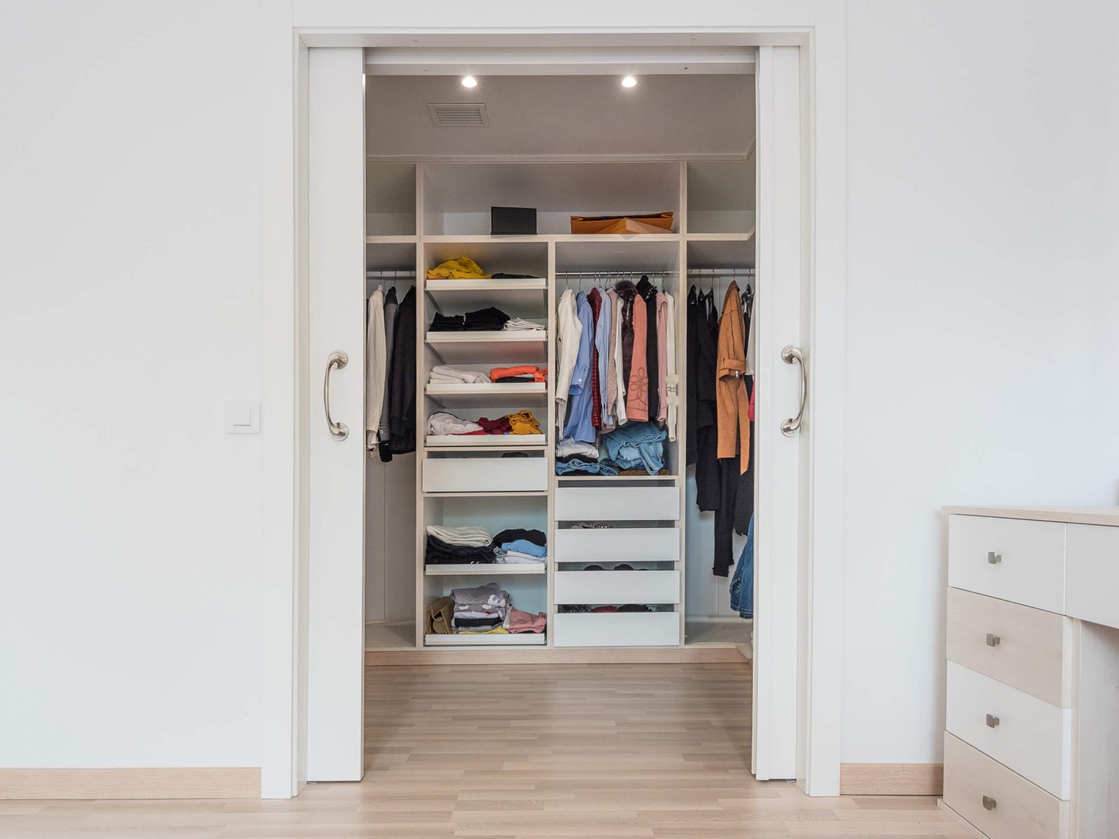 Reforma integral en Reus: vivienda cuatro vientos y jardín