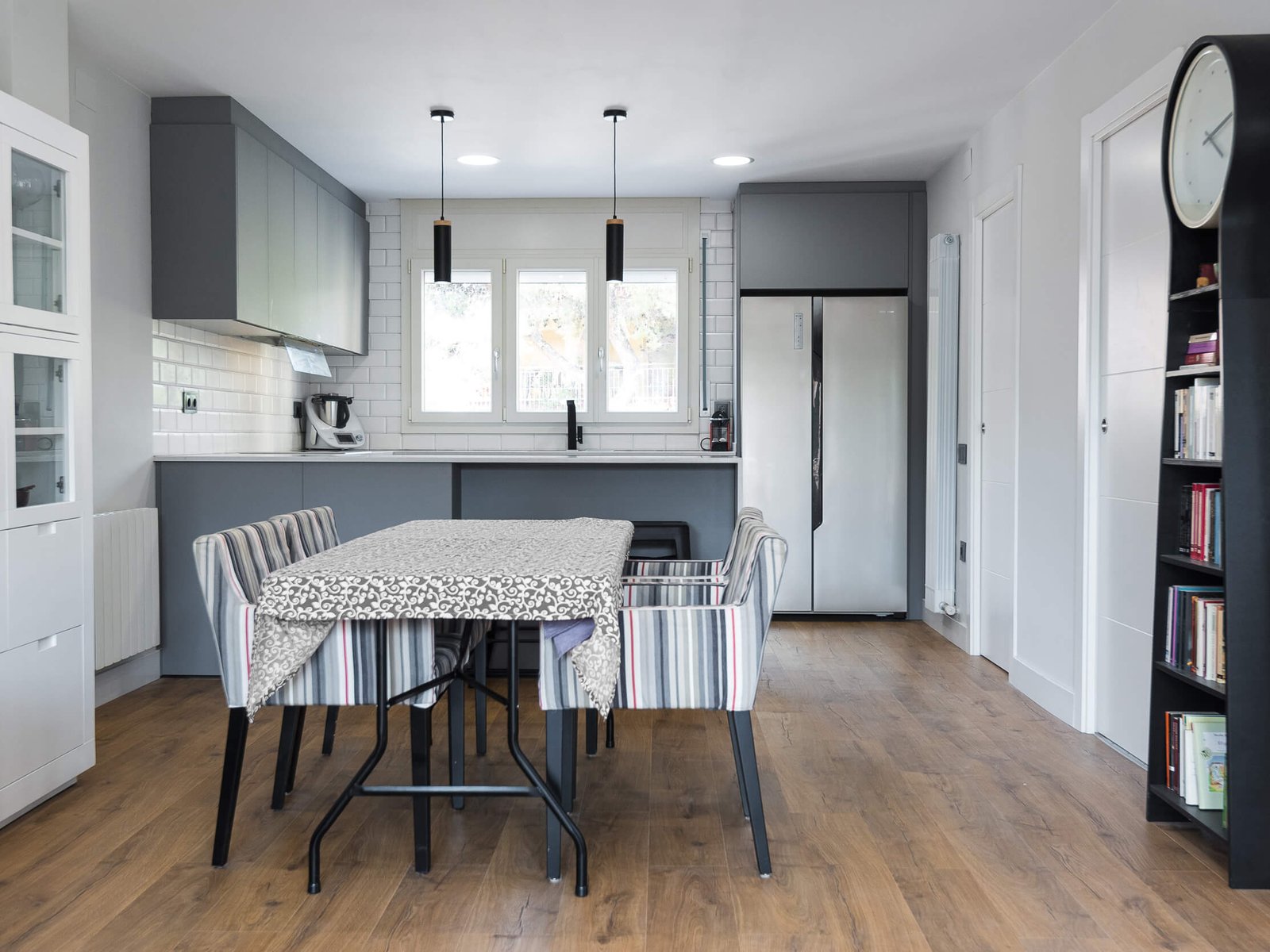 Reforma integral en Tarragona: planta abierta y diseño cálido