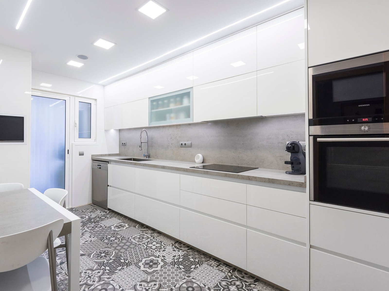 Reforma integral en Tarragona: baños y cocina renovados