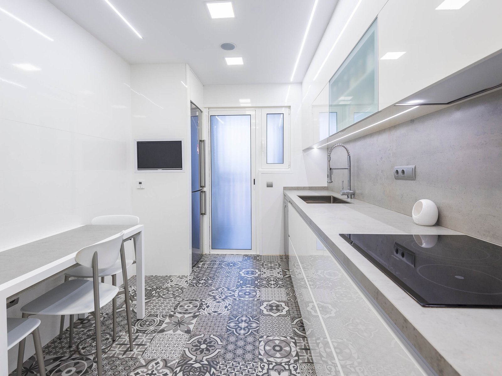 Reforma integral en Tarragona: baños y cocina renovados