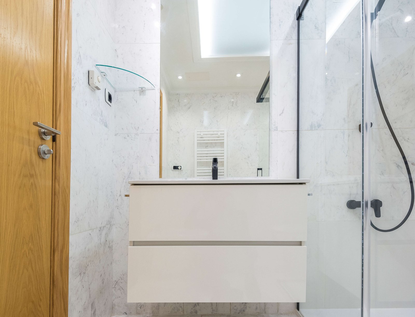 Reforma de baño en Tarragona: cambio a ducha compacta