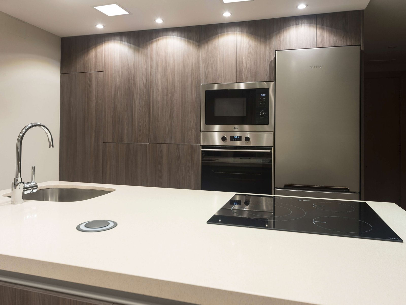 Reforma de cocina en Salou: isla central y apertura