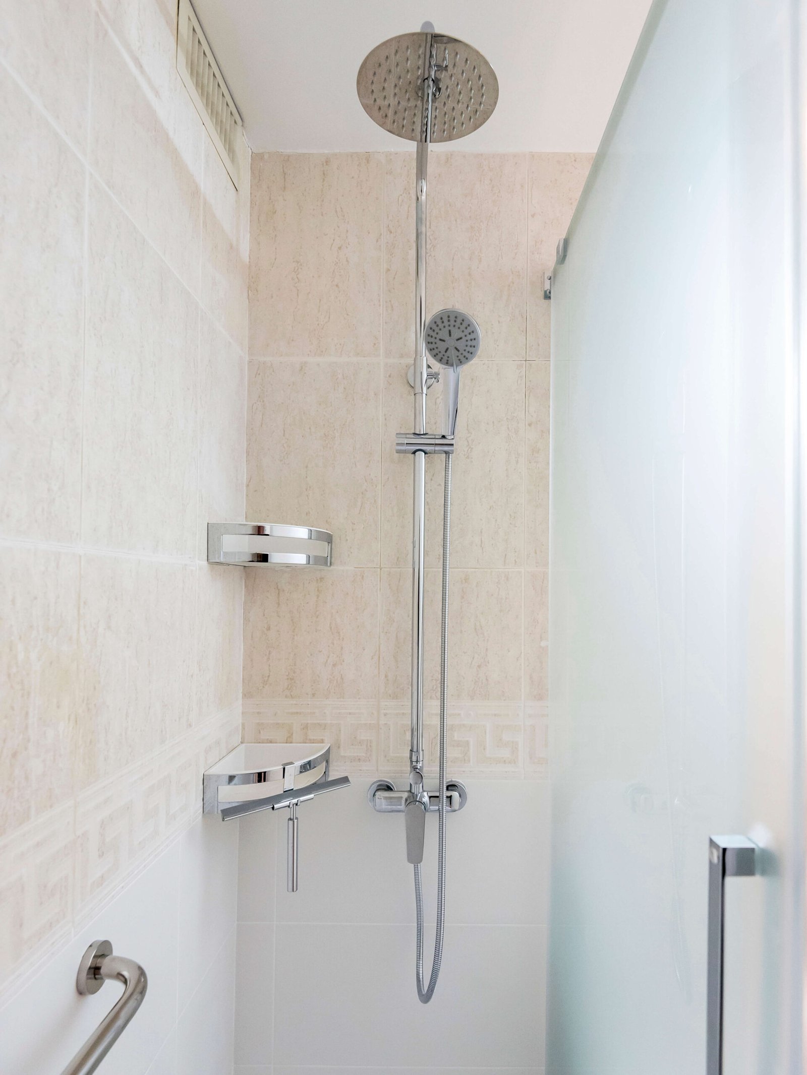 Reformas de cocinas en Tarragona: puertas correderas