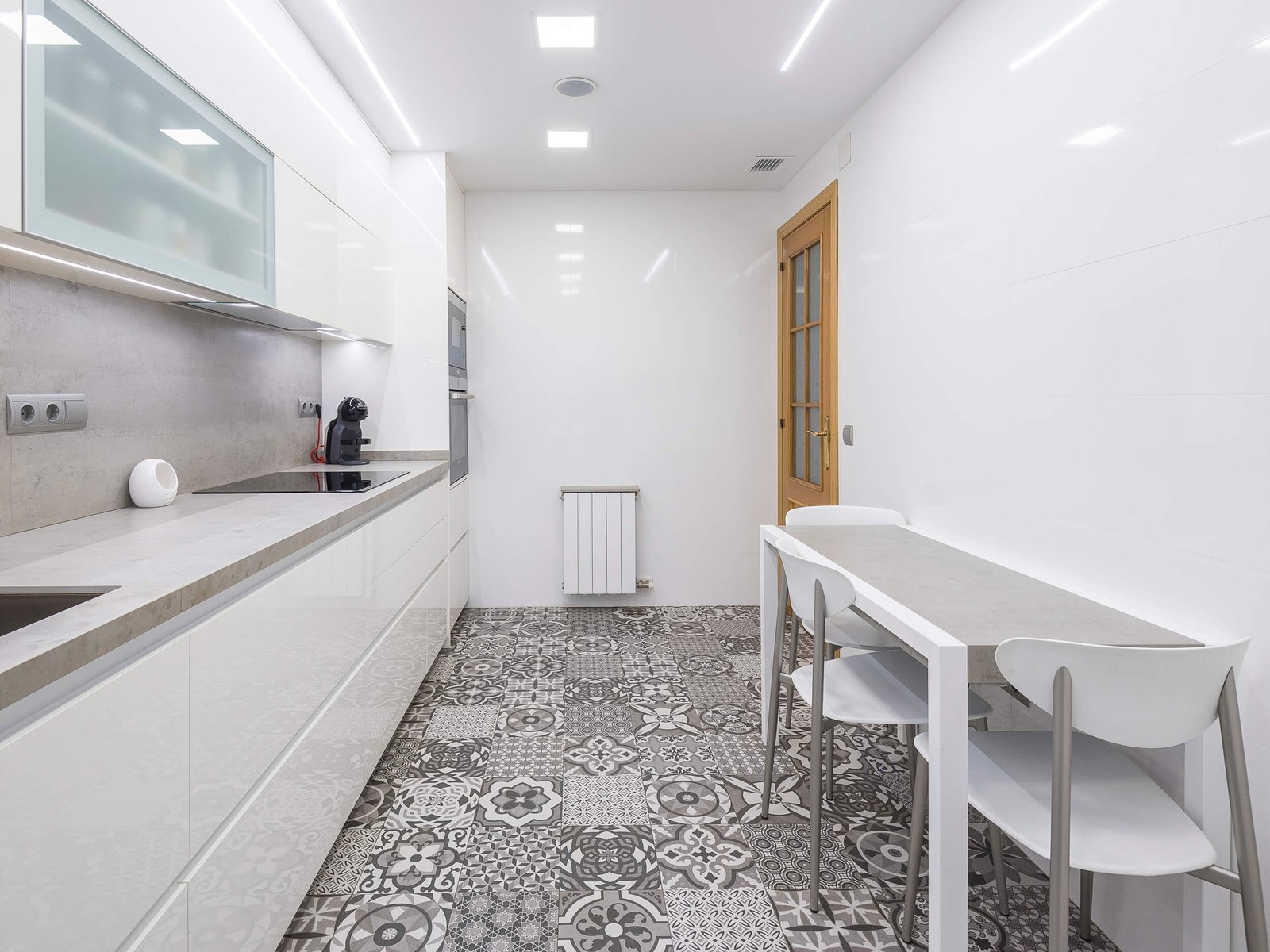 Reforma integral en Tarragona: baños y cocina renovados