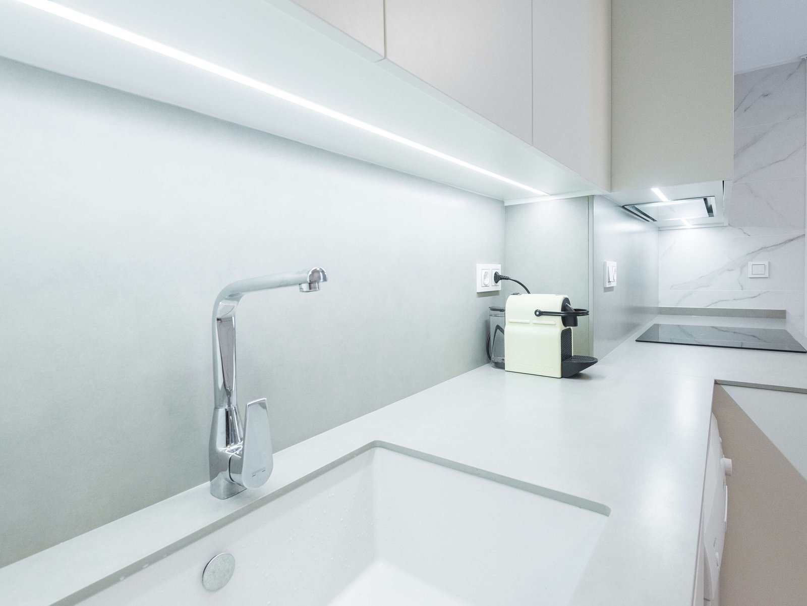 Reformas de cocinas en Tarragona: porcelánico y funcionalidad