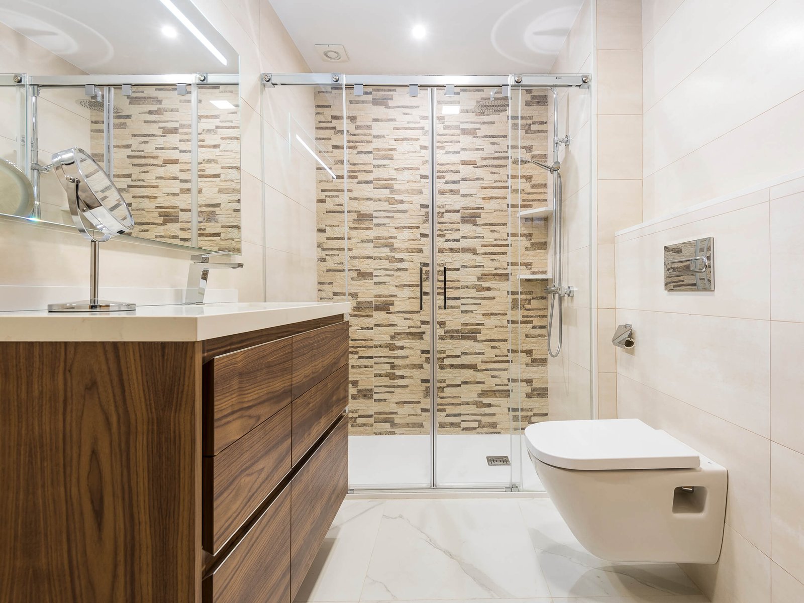 Reforma integral en Tarragona: baños y cocina renovados