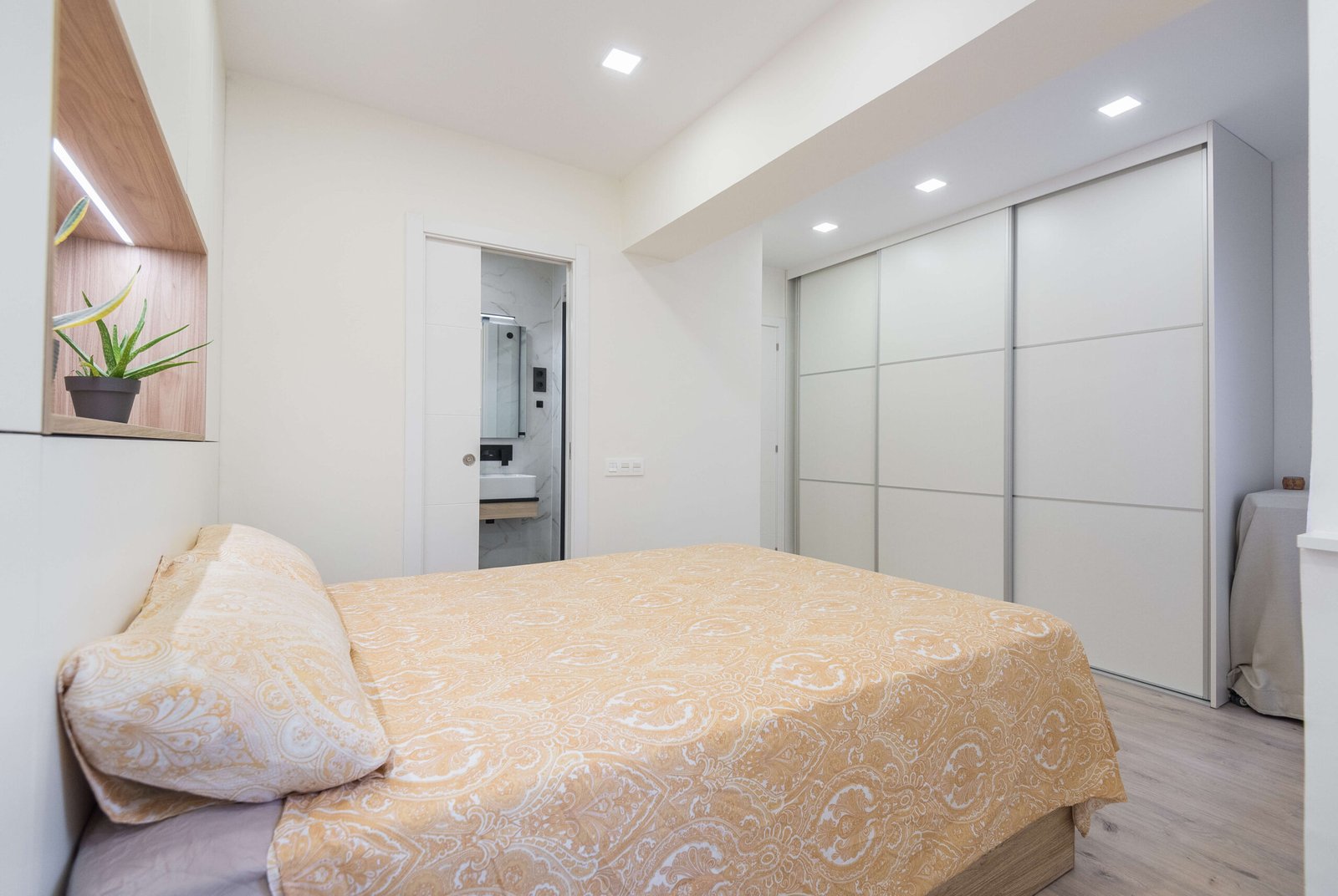 Reformas integrales en Tarragona: espacio unificado