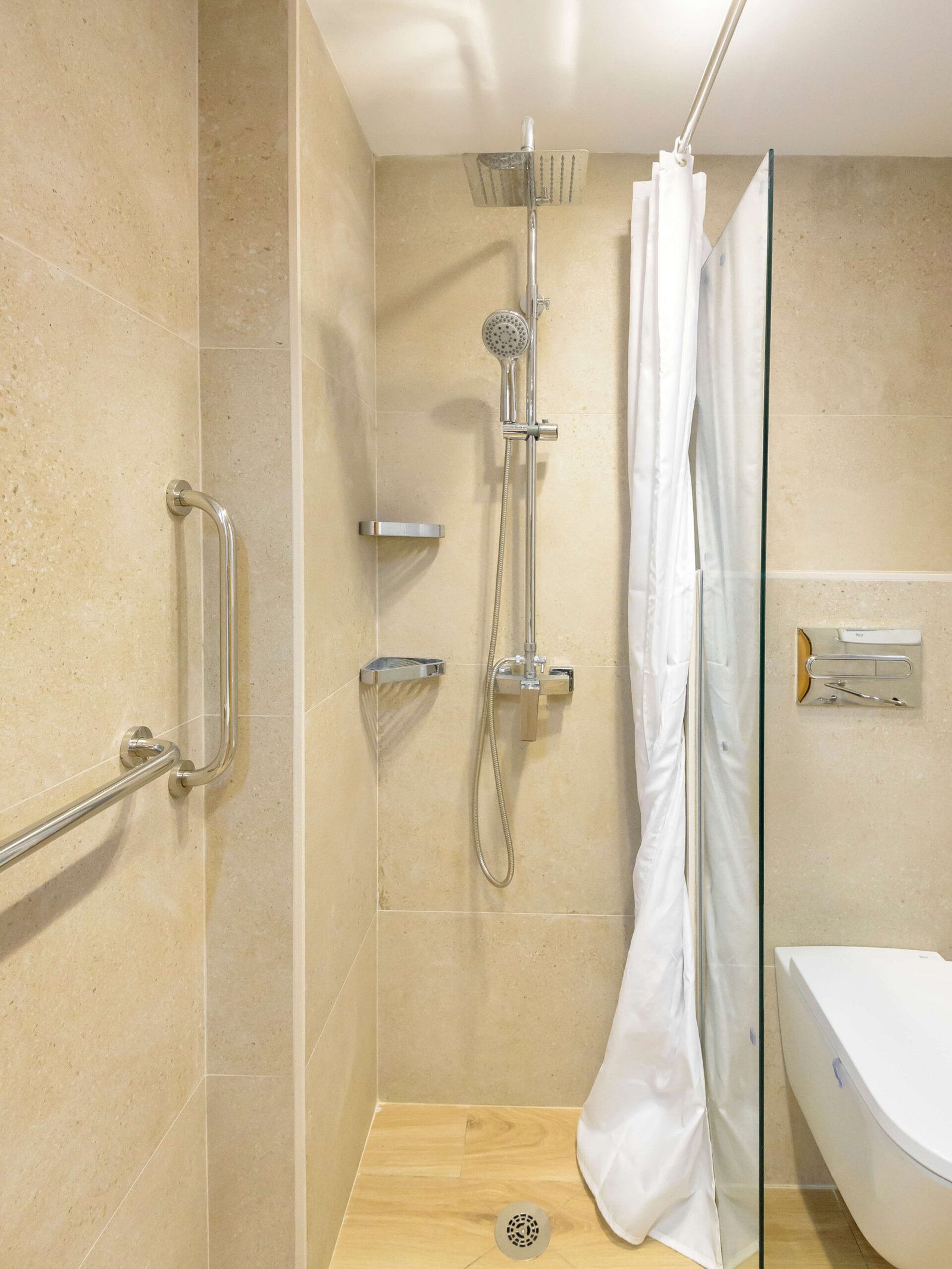 PJ/2026/00462 · Baño adaptado · Tarragona · Ducha a un único nivel