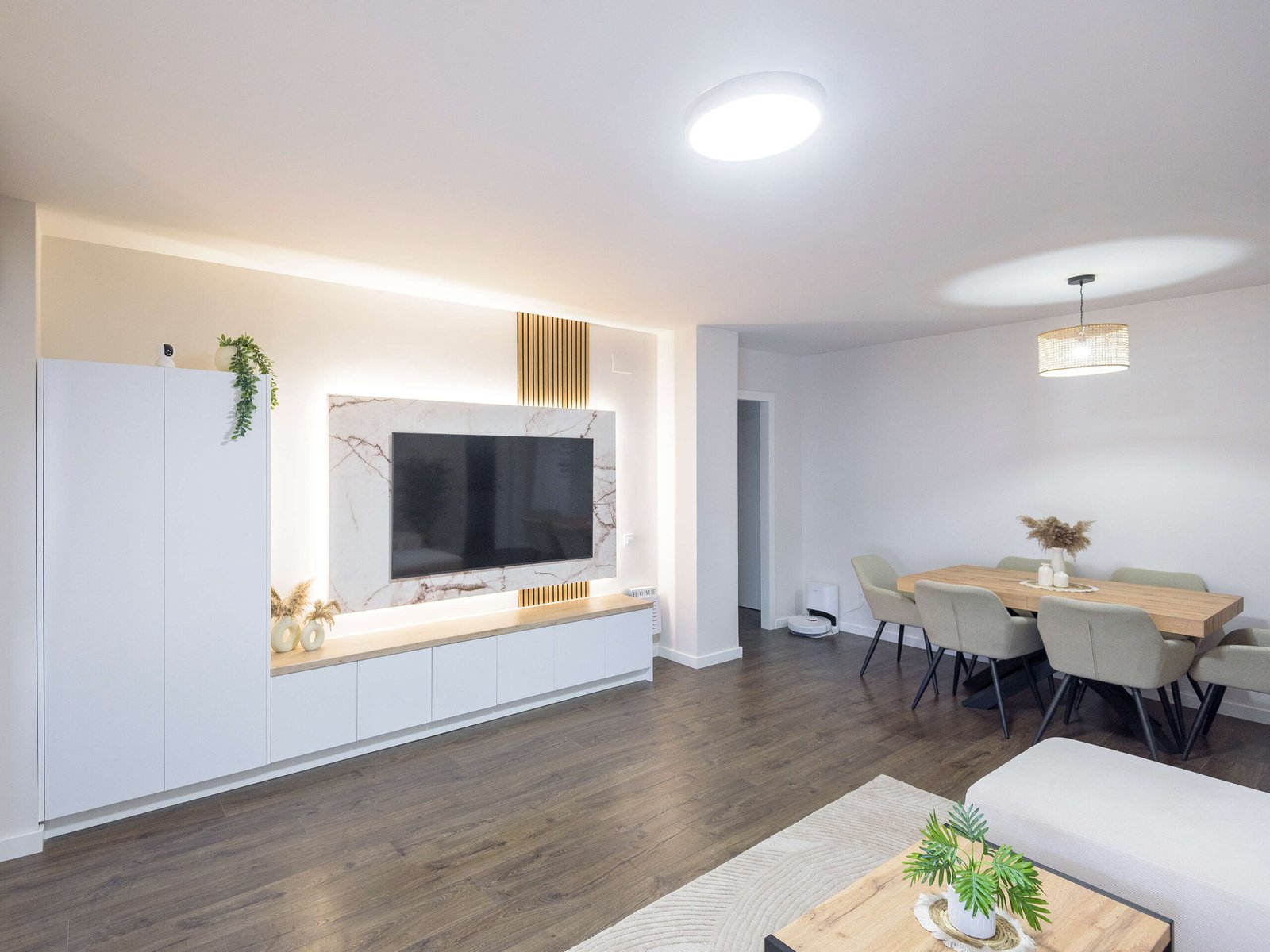 Reforma integral en Tarragona, cocina ampliada y lavadero unificado